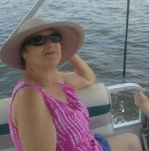 Meet your Posher, Debra